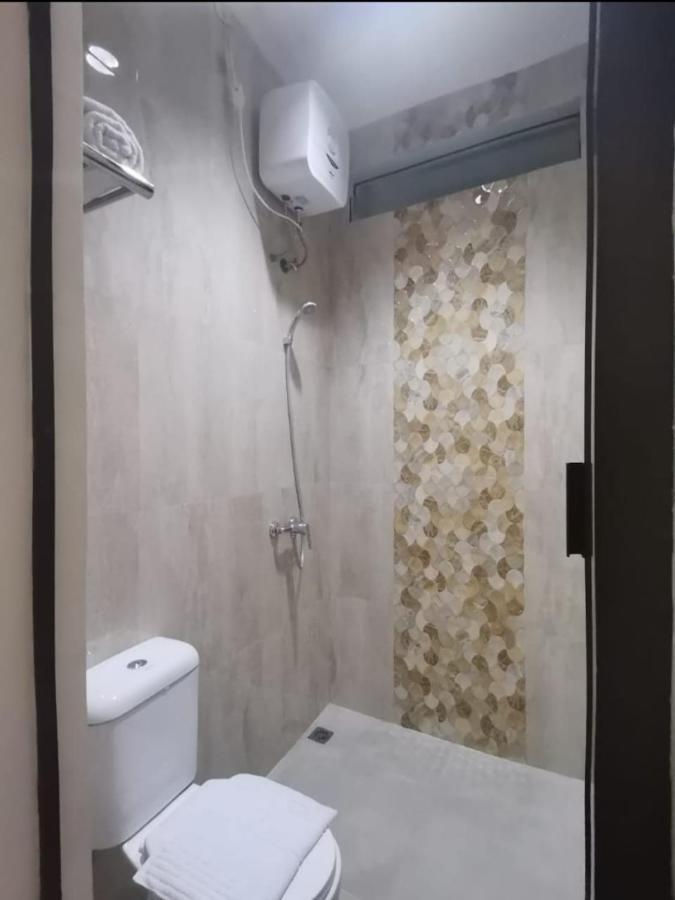 Phoenix Guest House スラバヤ エクステリア 写真